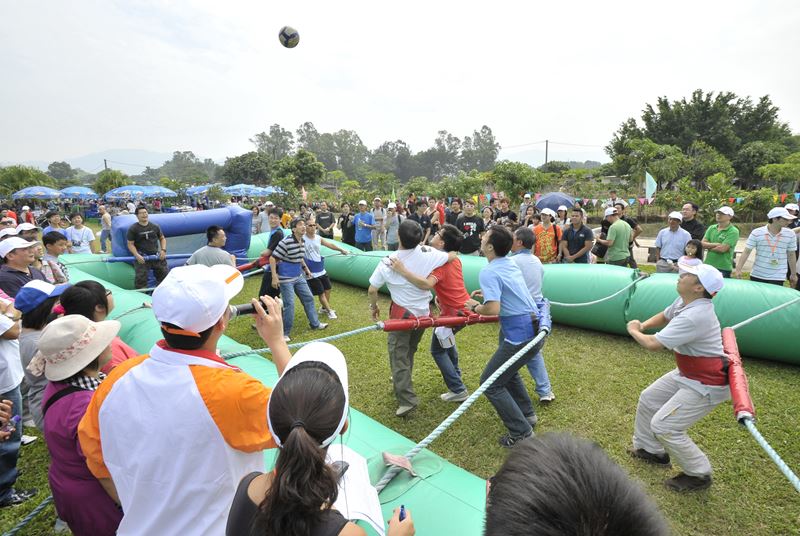 Building team spirit in NWS Adventure Day 2011