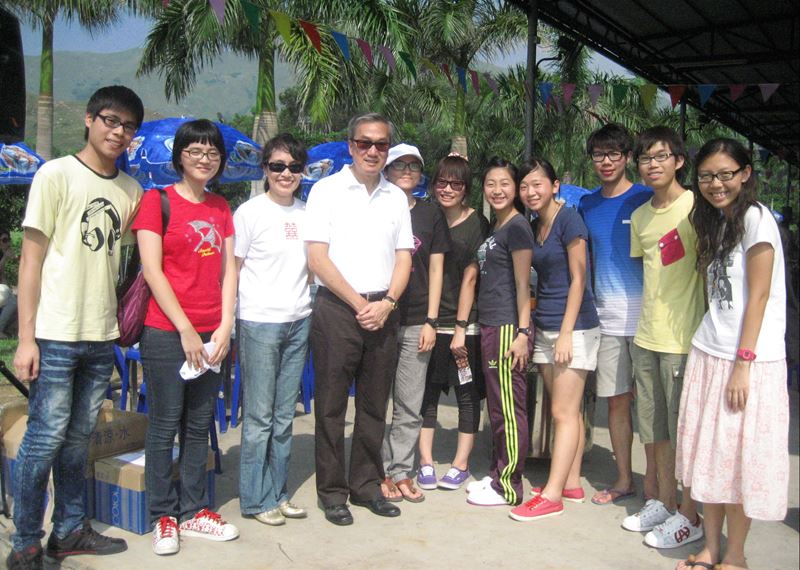 Building team spirit in NWS Adventure Day 2011